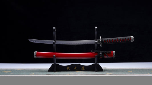 Samurai vs. Medieval Swords – Analyzing the Clash of Blade Cultures