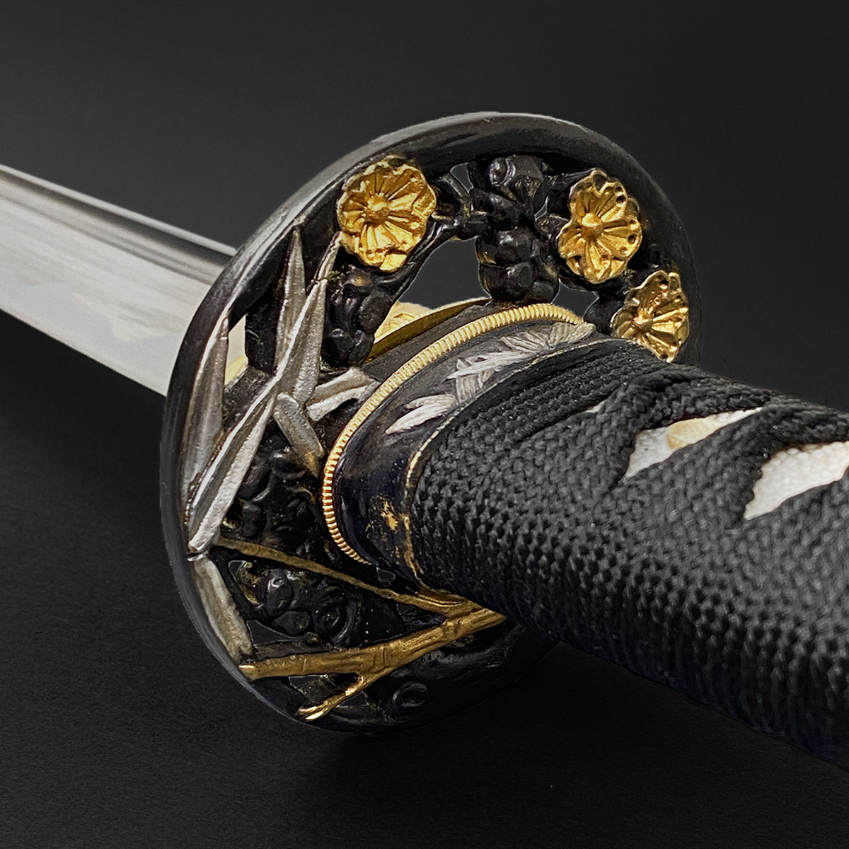 Gold Series 42" Hand forged "Flower" 1095 Katana Black