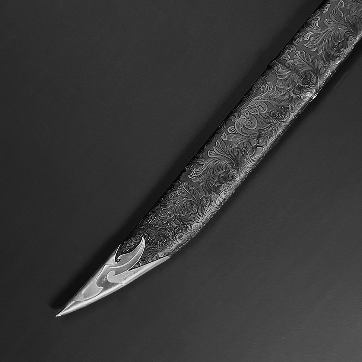 Knight's Collection - Hand-Forged Medieval Falchion Sword