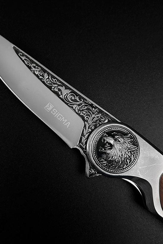 Sigma Folding Knife - Wolf Wood Handle