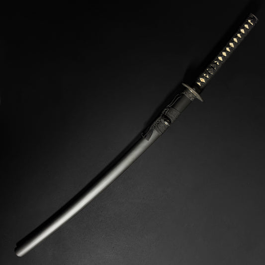 Black katana sword in matching scabbard.| Guild Arms 