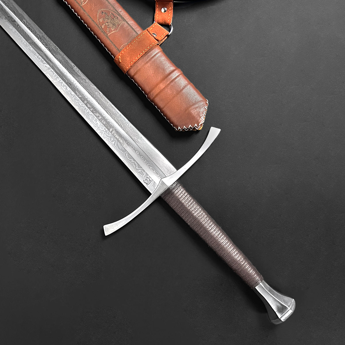 Knight's Collection Damascus Medieval Sword