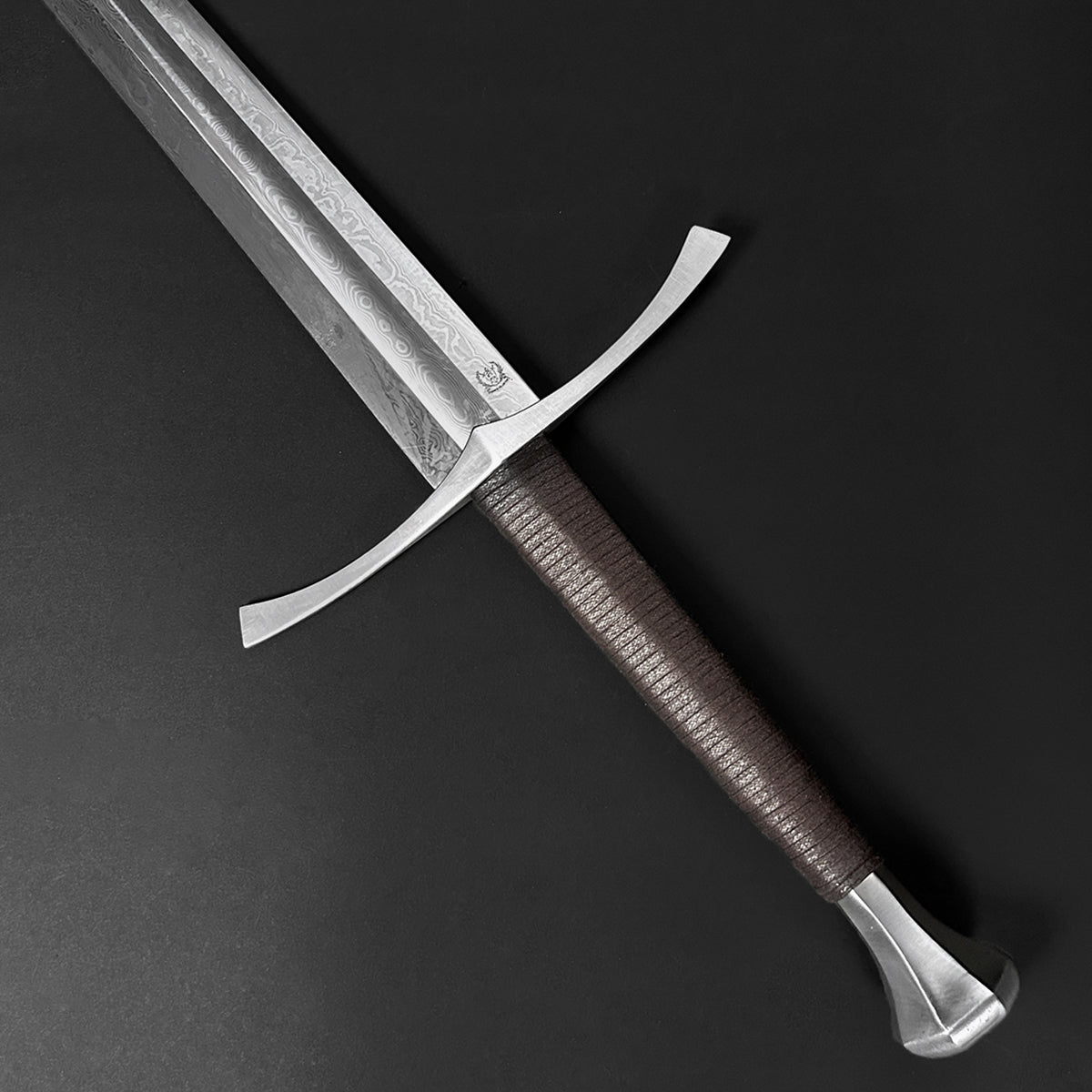 Knight's Collection Damascus Medieval Sword