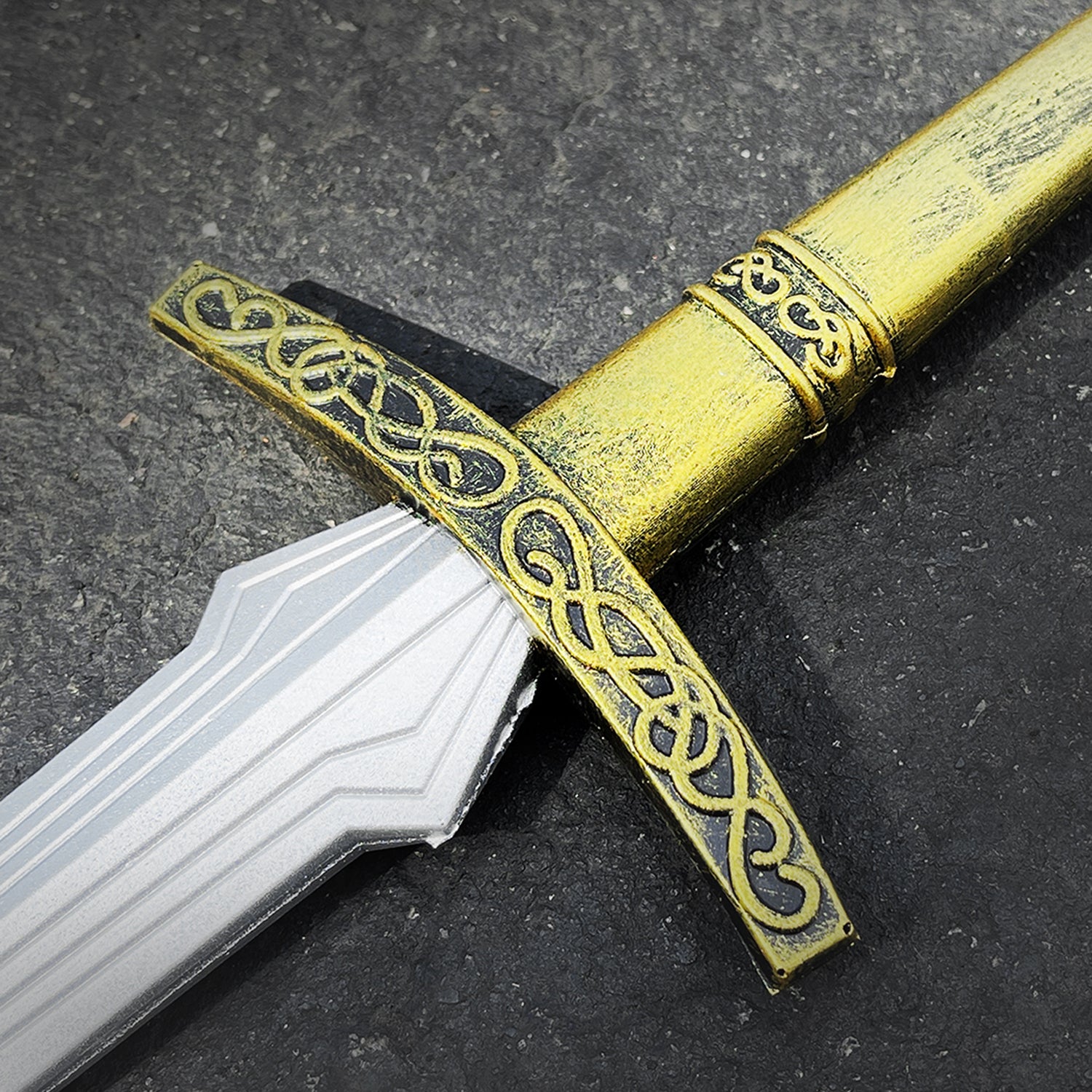 18" Foam Dagger