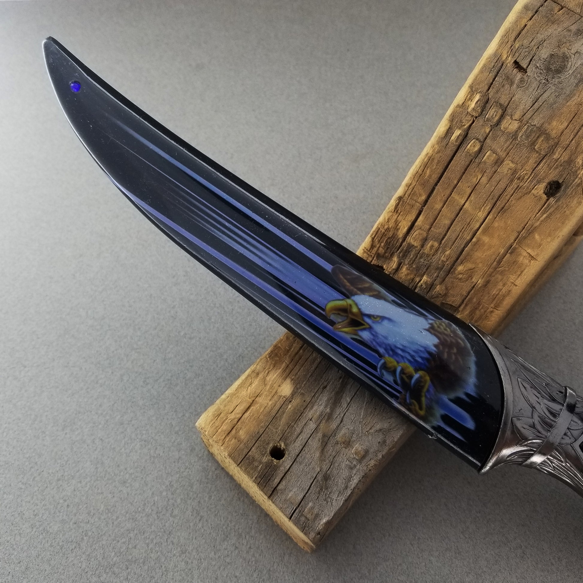 13 1/2" Fantasy dagger with blue scabbard