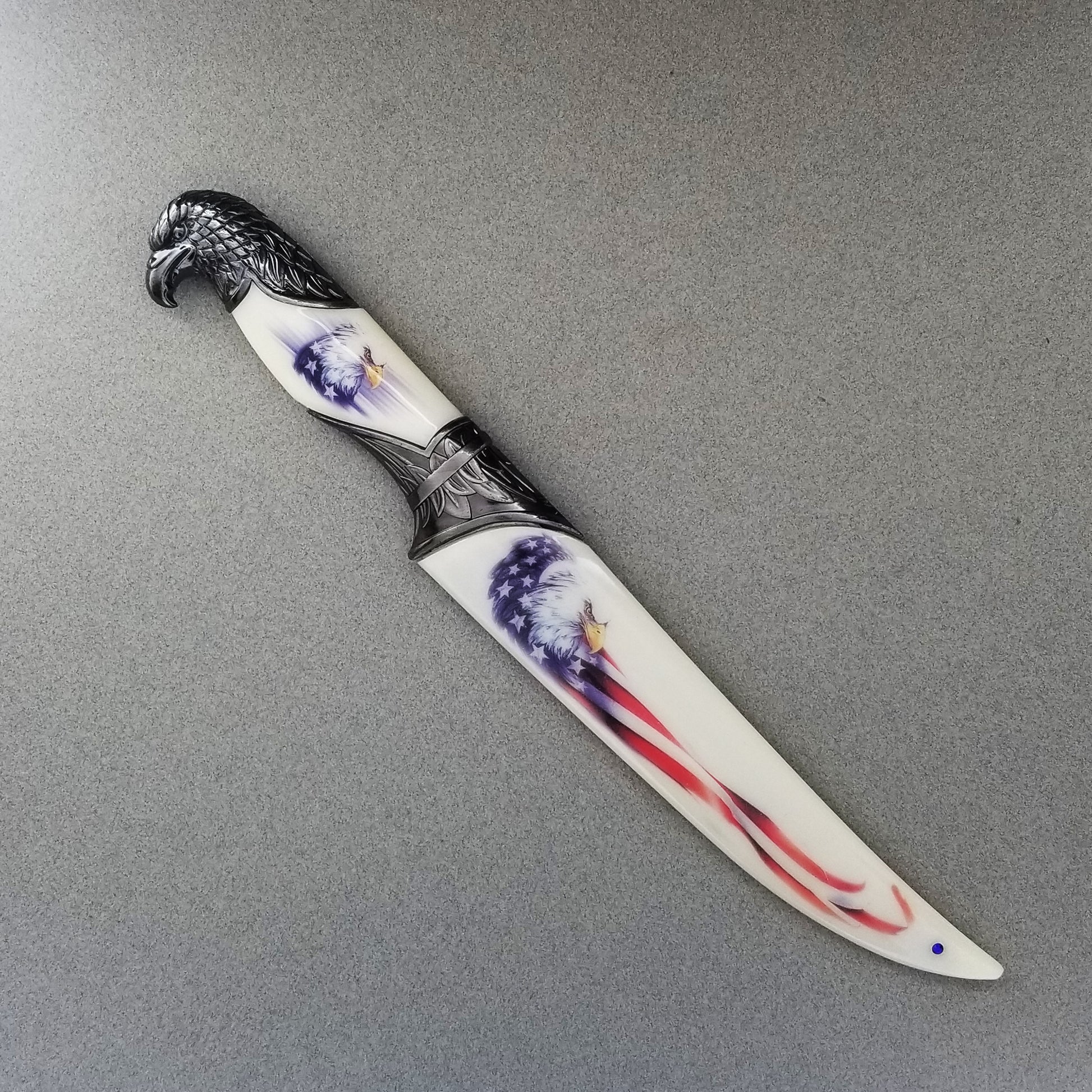 13 1/2" Fantasy dagger with white scabbard