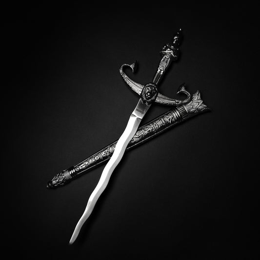 17" Fantasy Dagger with scabbard