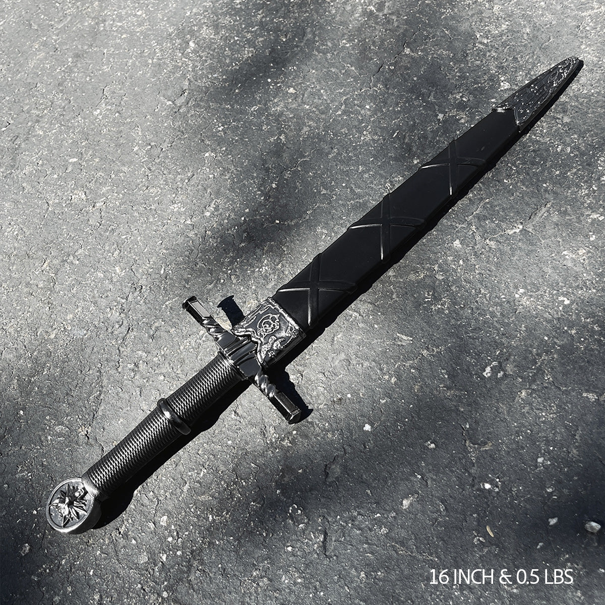 16"  Black Wolf Head Medieval Dagger w/Plastic Scabbard