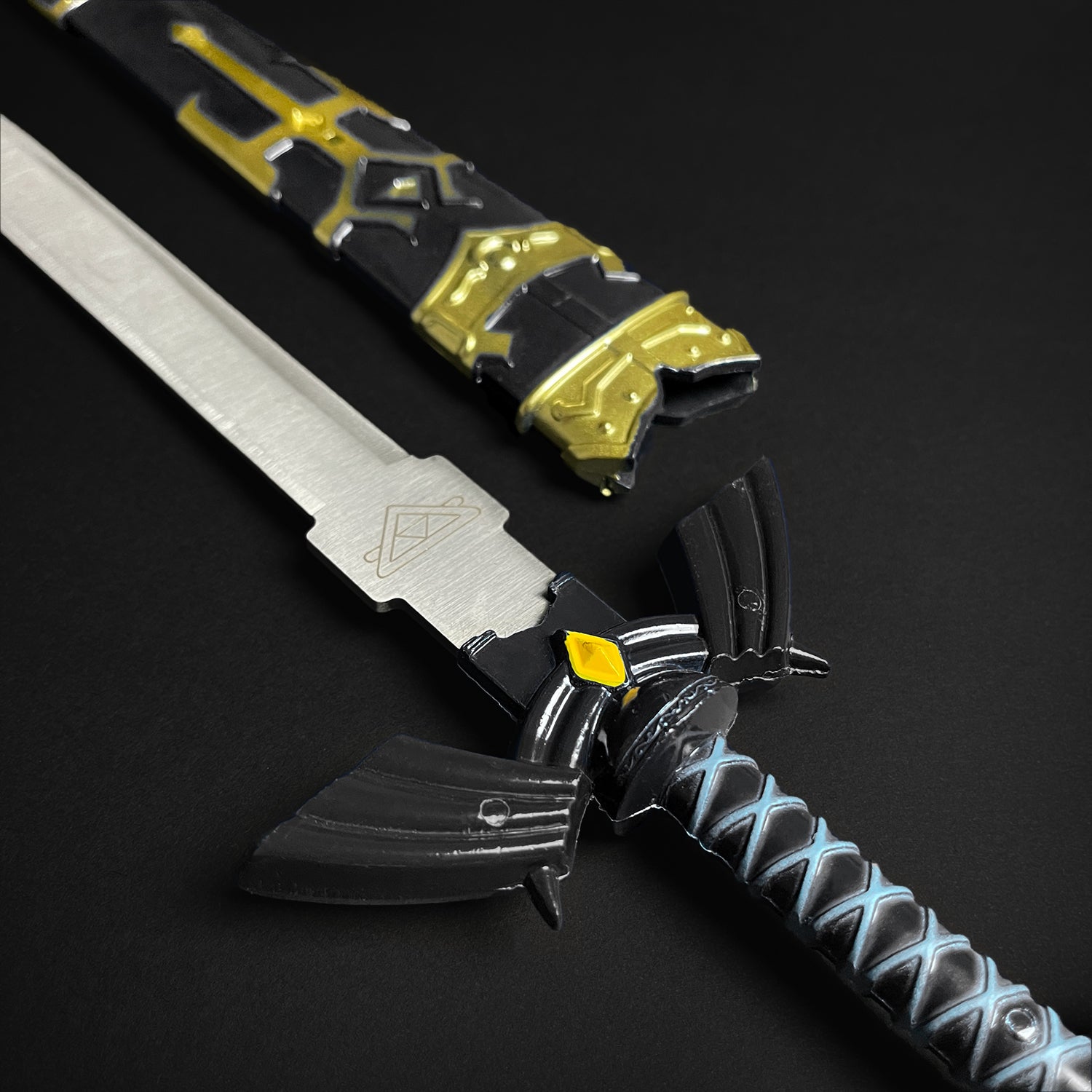 11" Black Fantasy Dagger