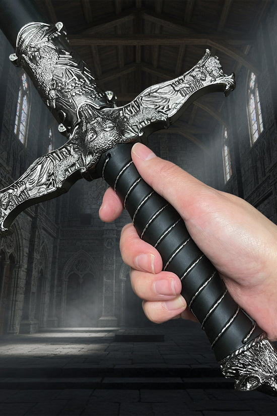 33" Howling Wolf Sword