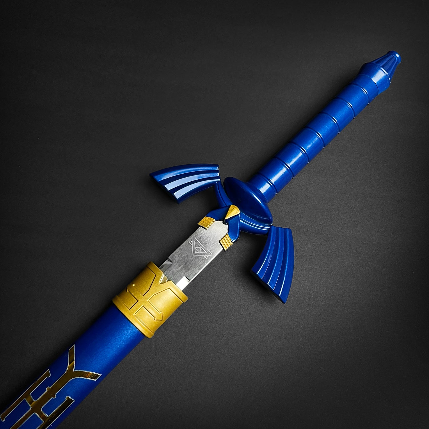 39" Blue Fantasy Sword, Animation