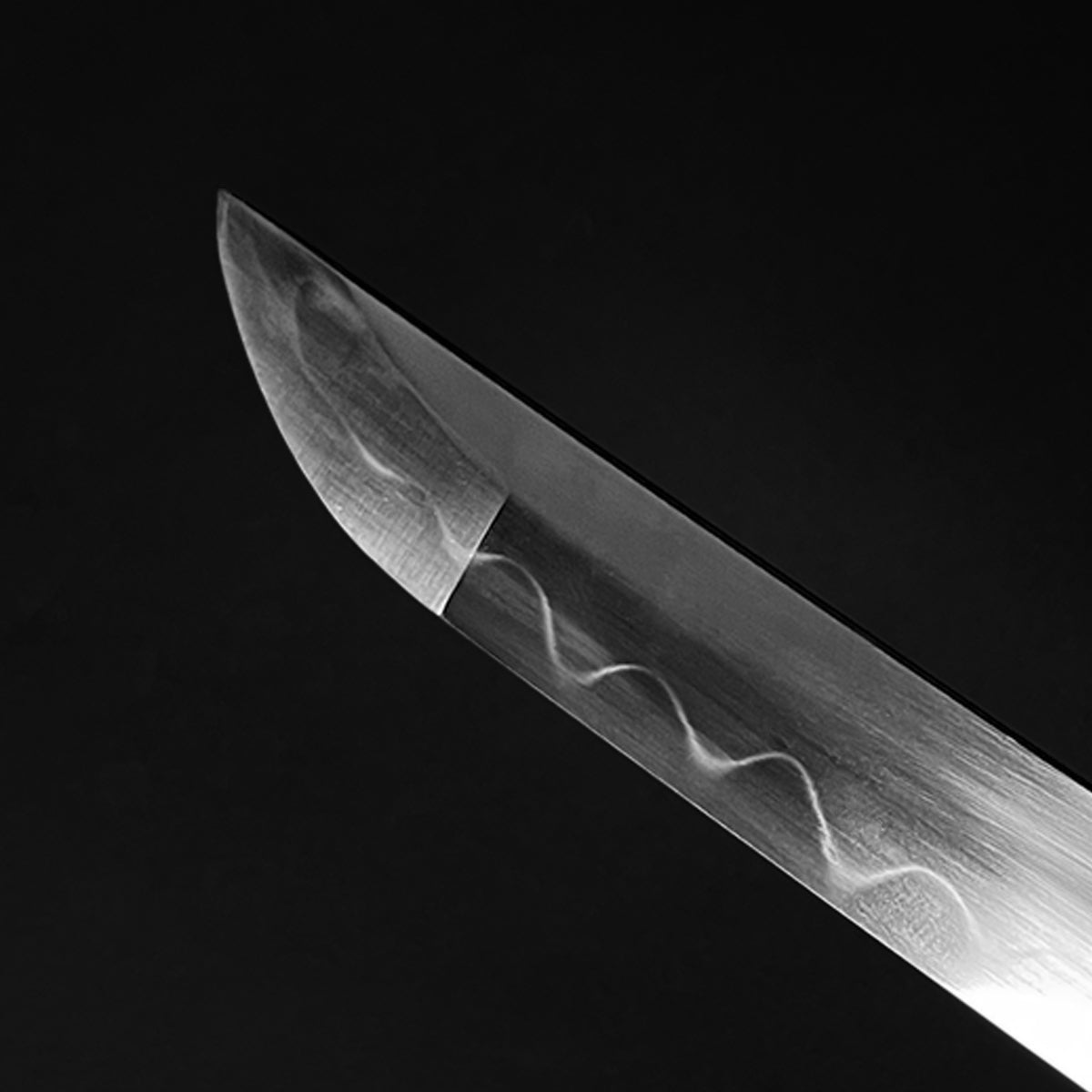 Japanese katana blade hamon pattern- Guild Arms.