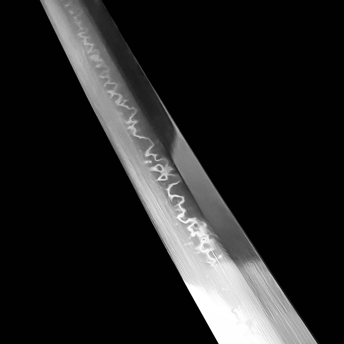 Musashi Swords Musashi Gold Collection: “Yamata no Orochi” Burgundy Katana