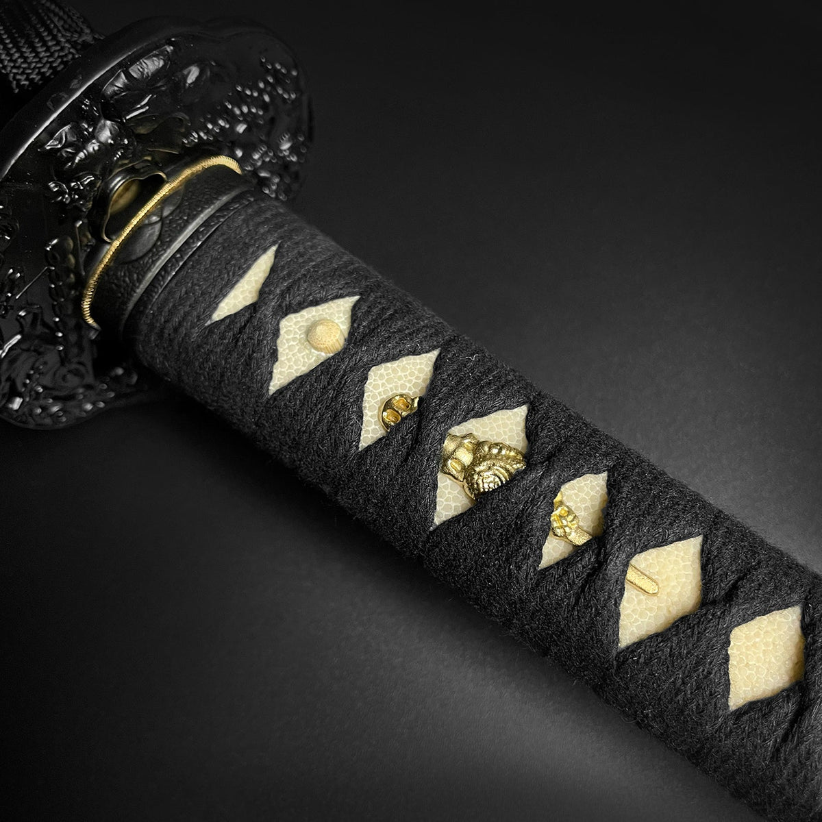 Musashi Swords Musashi Gold Collection: “Yamata no Orochi” Katana