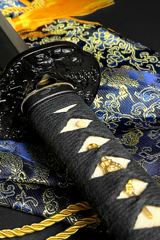 Musashi Swords Musashi Gold Collection: “Yamata no Orochi” Katana