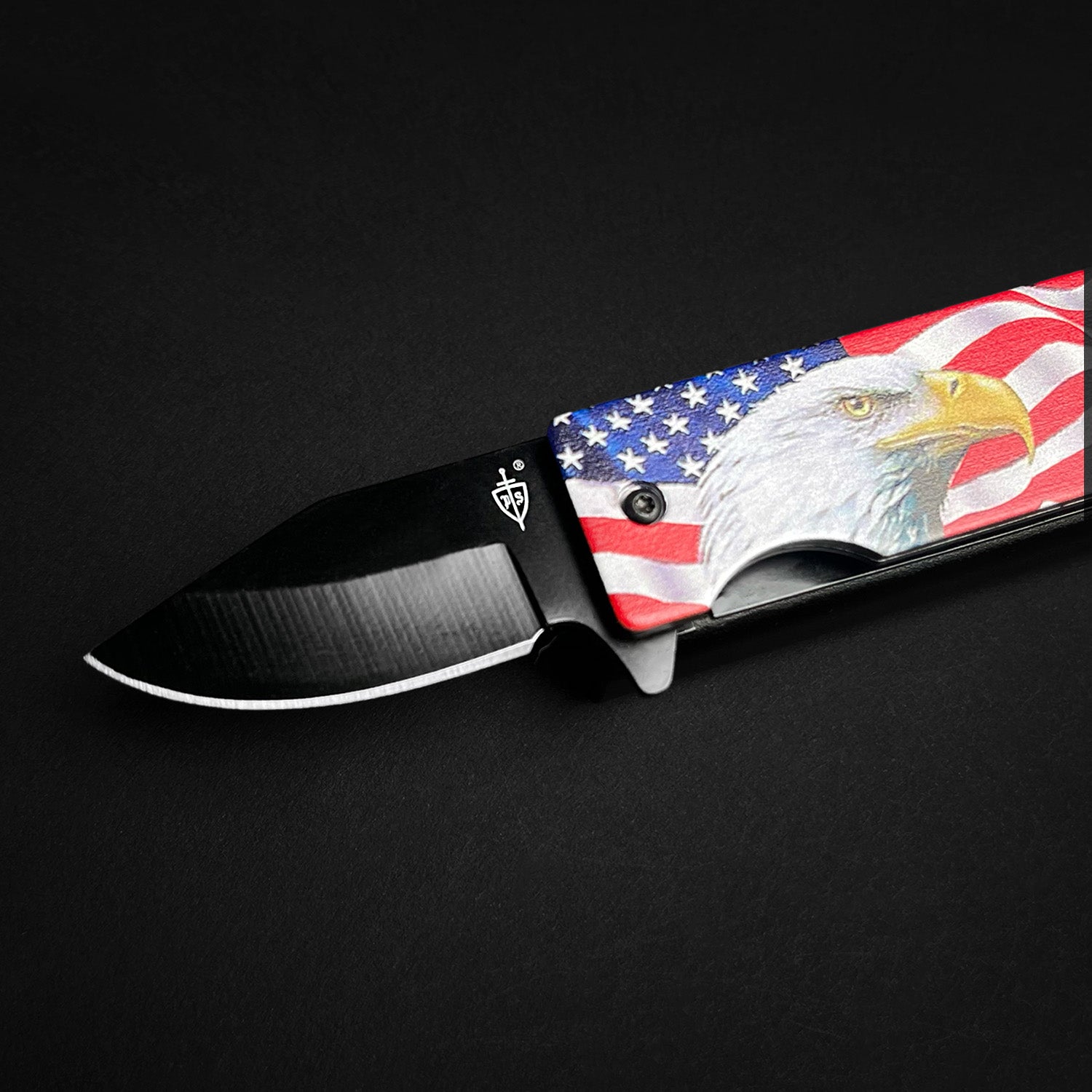 Guild Arms Eagle Lighter Knife Case featuring black blade and American flag design handle with eagle graphic