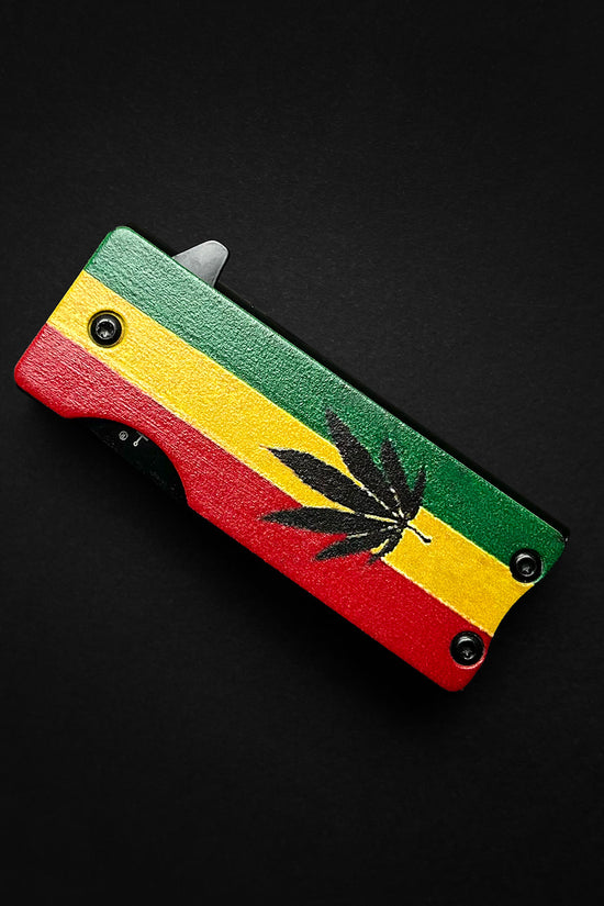 Guild Arms Lighter Case marijuana pocket knife in Rasta green yellow red with black cannabis leaf design