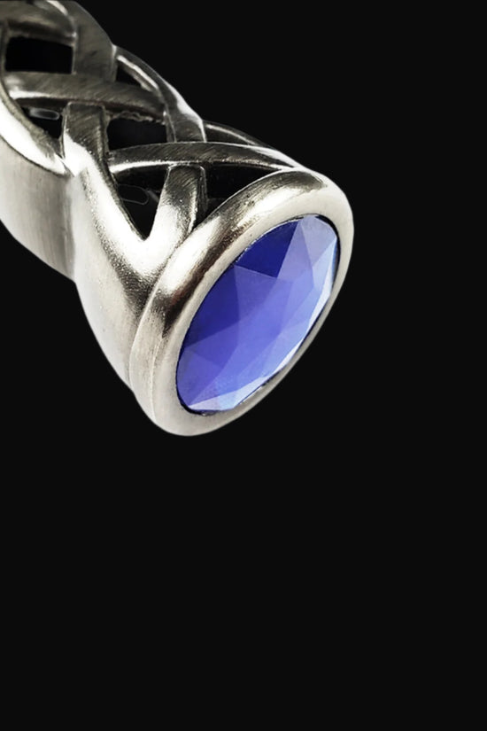 Guild Arms Blue Scottish Dirk Dagger close up pommel with Celtic braided hilt and faceted blue gem