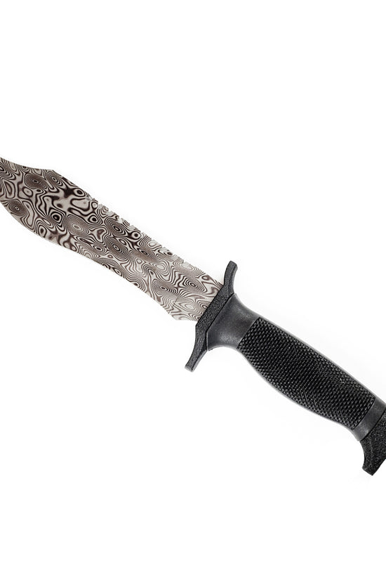 Guild Arms survival knife with damascus pattern fixed blade hunting knife and black textured grip