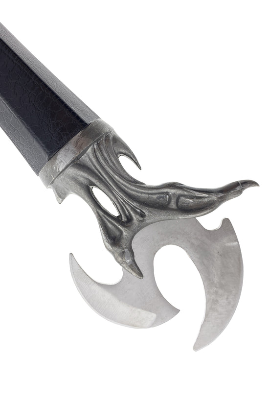 Guild Arms Fantasy Axe with Detachable Claw Dagger featuring a detailed design for collectors and cosplay