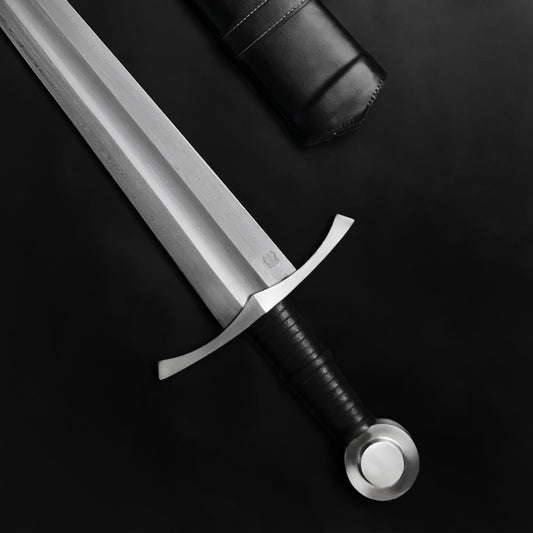 Hand-Forged Medieval Full-Tang Damascus Steel Sword with Leather Sheath for Collectors