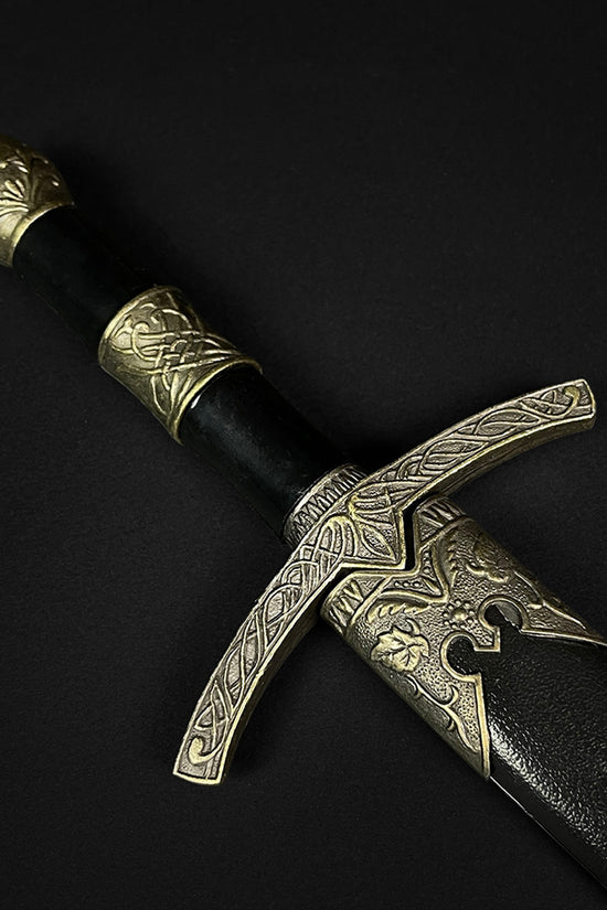 Guild Arms Medieval Dark Fantasy Dagger with ornate handle and intricate blade design
