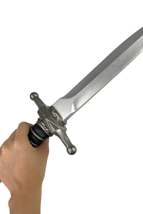 Guild Arms Medieval foam dagger with a realistic design, perfect for costume and role-playing events