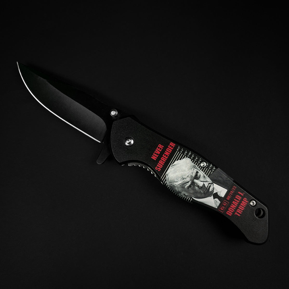 President Trump Knife - Never Give Up Pocket Knife