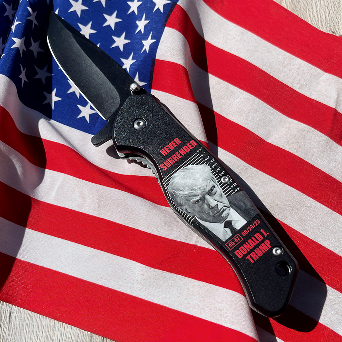 President Trump Knife - Never Give Up Pocket Knife