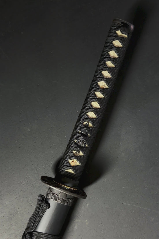 Musha Sword "Shinryu" Katana handle closeup. | Guild Arms